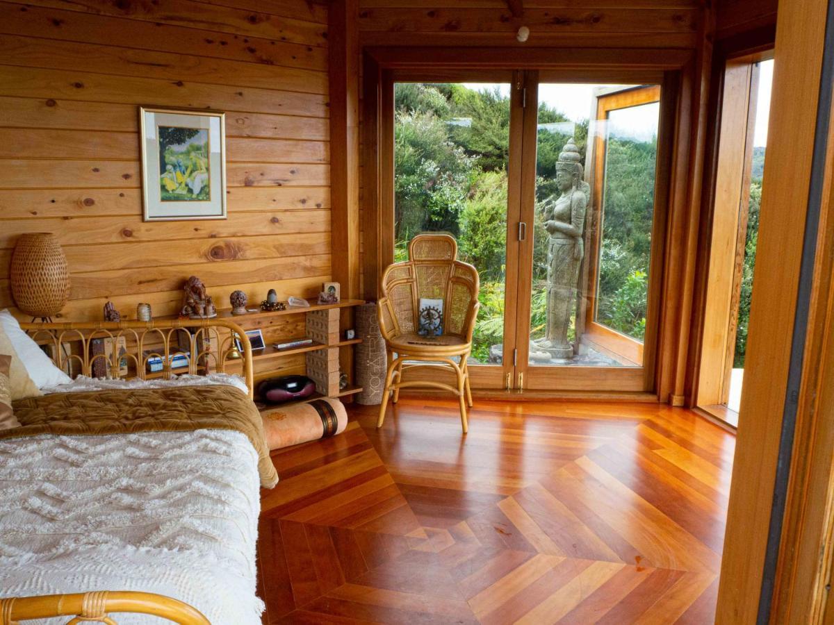 The Hermitage Solo Retreat Cabin Оукланд Екстериор снимка